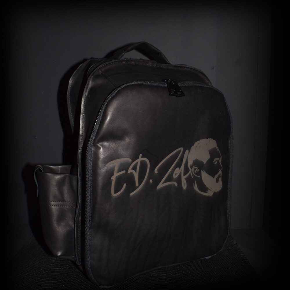 cropped-Kapperstas-ED-ZEF-voor.jpg https://www.friendbag.nl/wp-content/uploads/2023/03/cropped-Kapperstas-ED-ZEF-voor.jpg